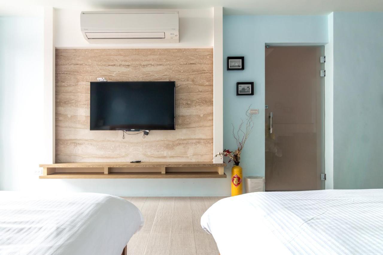 Jhongshan Building Bed And Breakfast Hualien City Luaran gambar