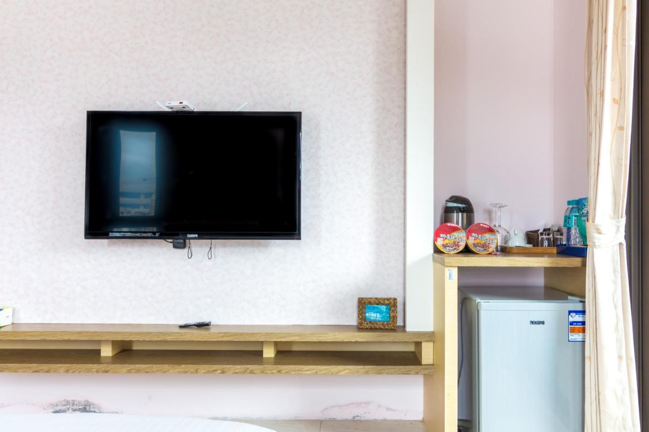 Jhongshan Building Bed And Breakfast Hualien City Luaran gambar