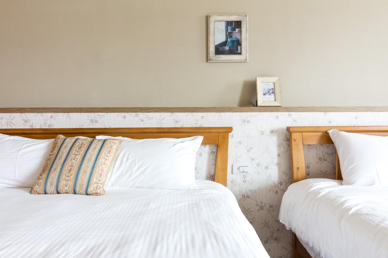 Jhongshan Building Bed And Breakfast Hualien City Luaran gambar